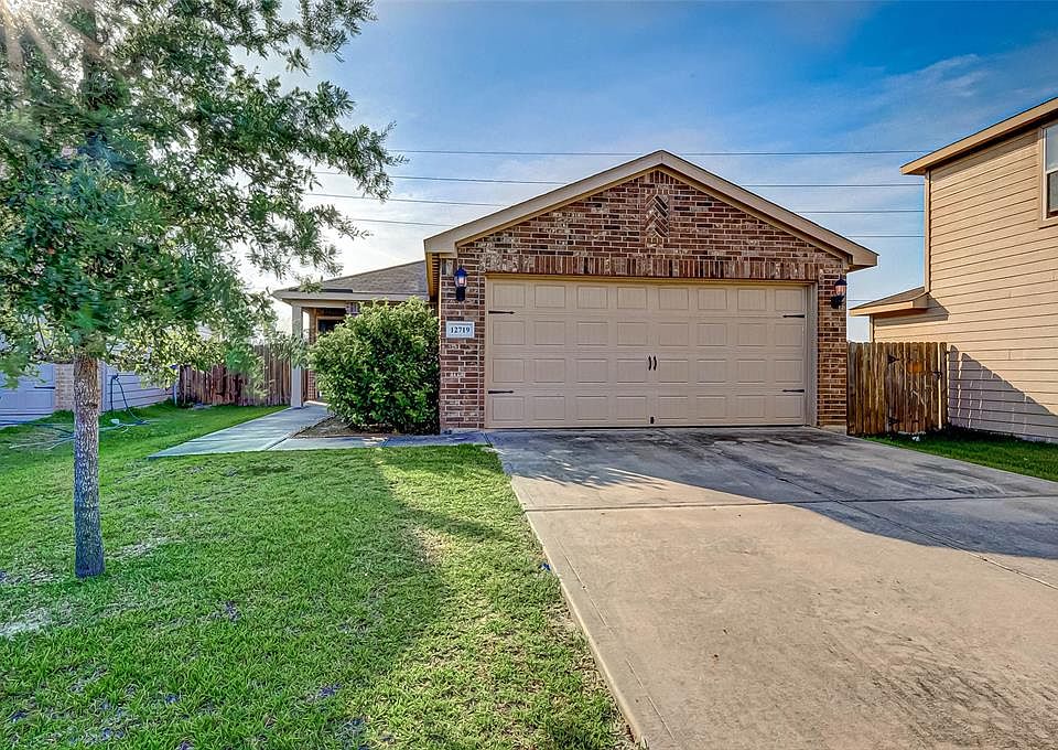 1st image of 12719 Mystic Water Ln