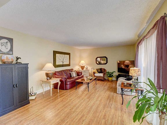 4th image of 3209 Spanish Wells Dr #37-C