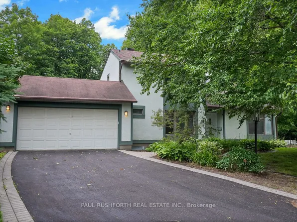 33 Camwood Cres, Ottawa, ON K2H 7X1