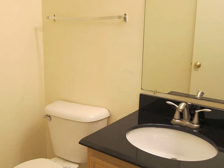 224 W Falls Rd — Photo 7