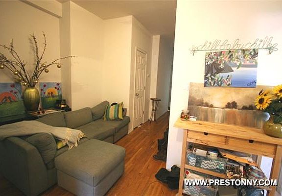 4th image of 172 Prince St APT 5D