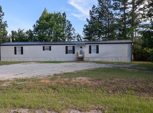 801 Charles Ave, McCormick, SC 29835