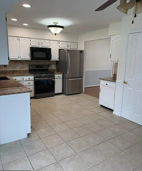 108 Parkside Dr — Photo 13