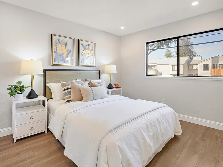 29300 Dixon St #106 — Photo 17