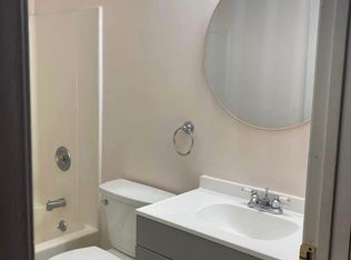 212 Orchard Ln, Seneca, SC 29672