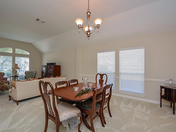 4th image of 4416 Blossomwood Dr