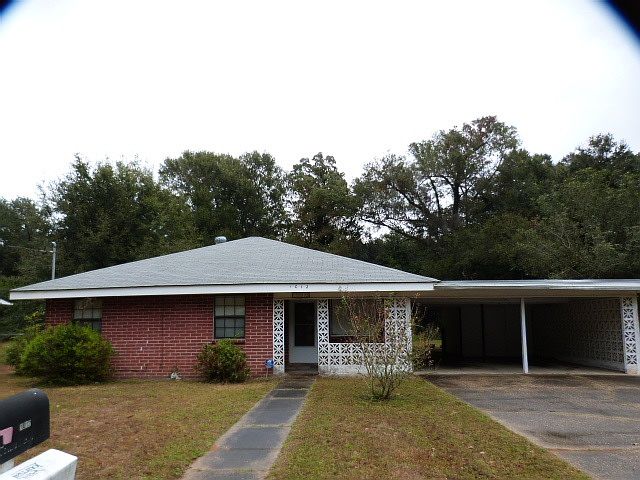 1st image of 1012 Armenia Dr