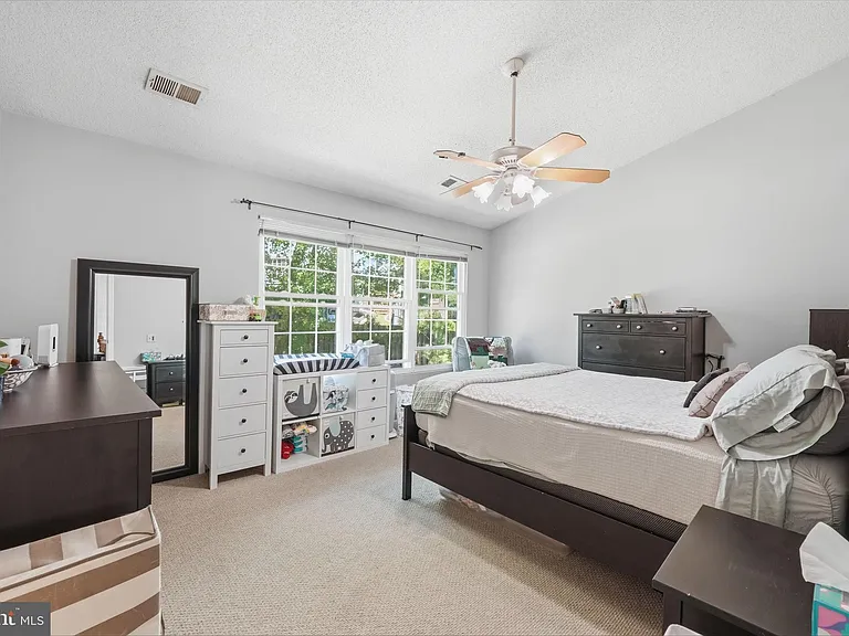 4020 Blue Slate Dr — Photo 21
