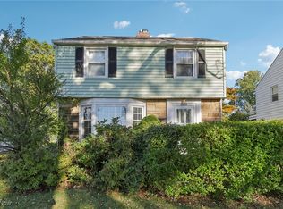 1503 Oakmount Rd, South Euclid, OH 44121