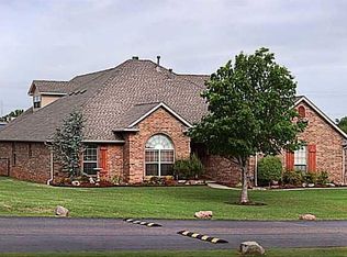 22533 Sams Dr, Edmond, OK 73025