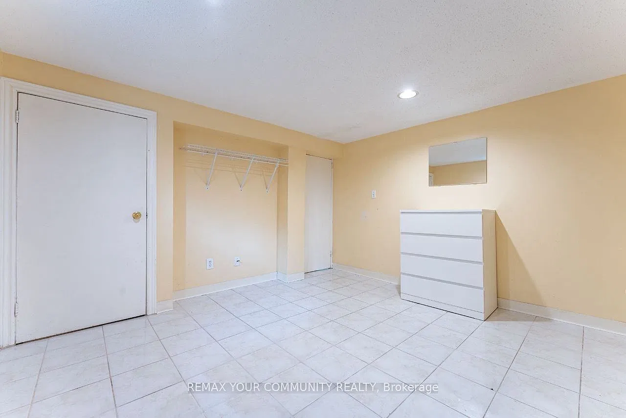4 bed, $2,800 — Photo 3
