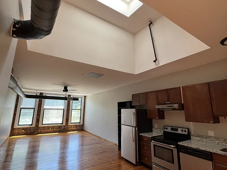 600 Columbia Rd #25A — Photo 2