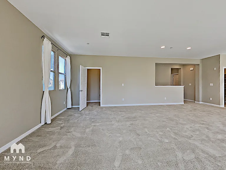 1275 Ice Park St #103 — Photo 13