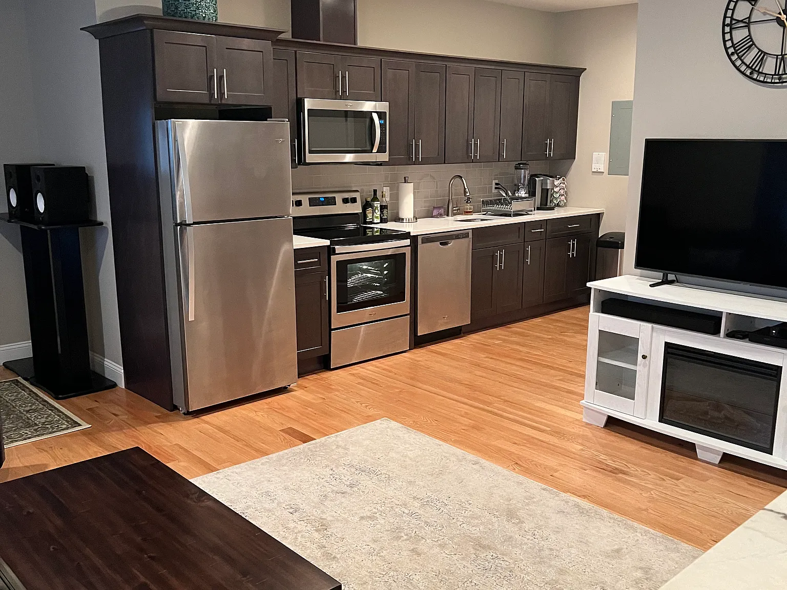 1 bed, 750 sqft, $2,795 — Photo 3
