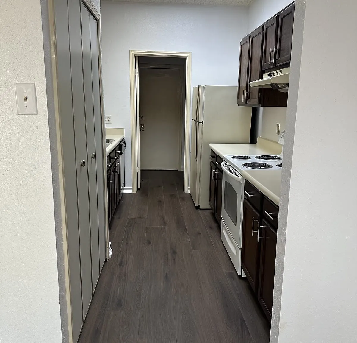 3 bed, 1285 sqft, $1,575 — Photo 4