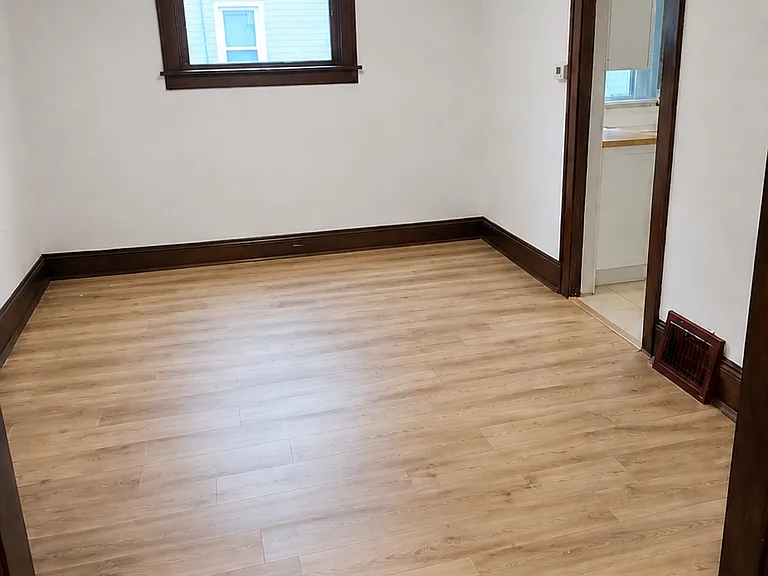 2293 Quayle Dr — Photo 29