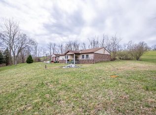 1022 Woodland Dr, Smithfield, PA 15478