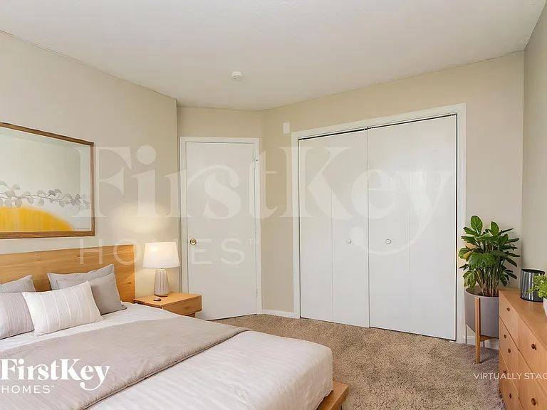 6230 Long River Ln — Photo 16