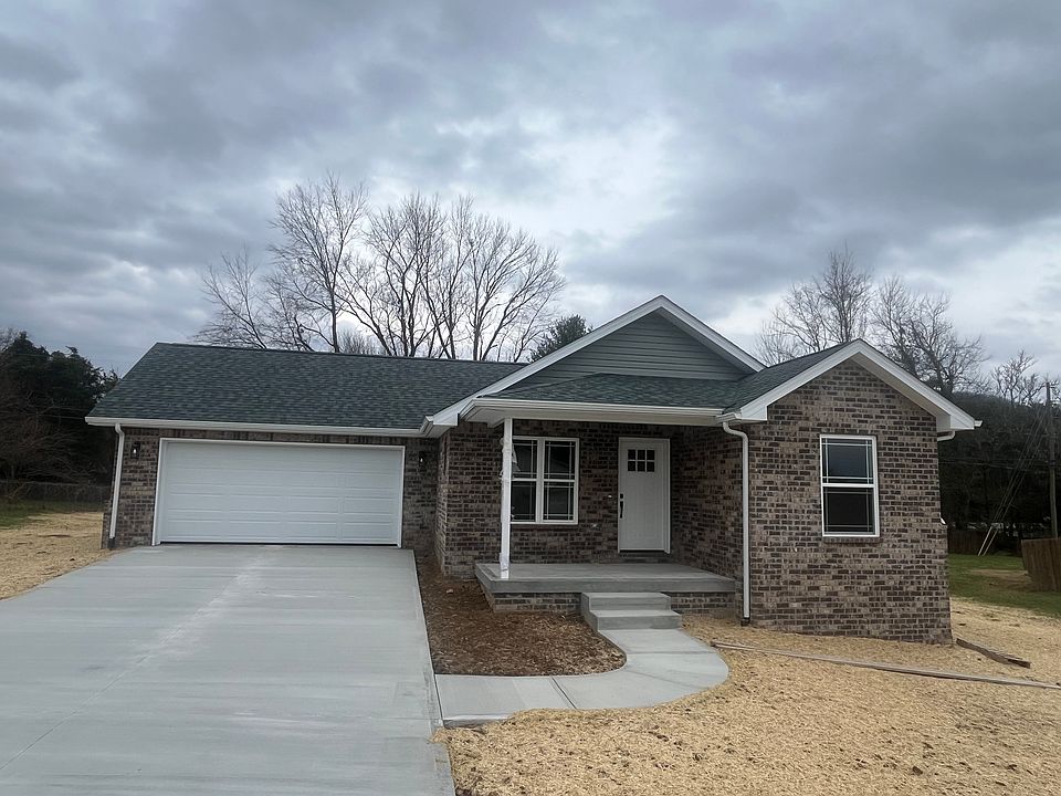 1st image of 498 Sycamore Dr