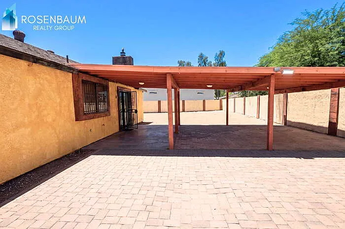 3452 N 67th Dr — Photo 5