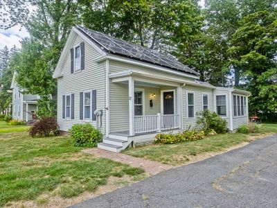 17 Woodbridge St, South Hadley, MA, 01075