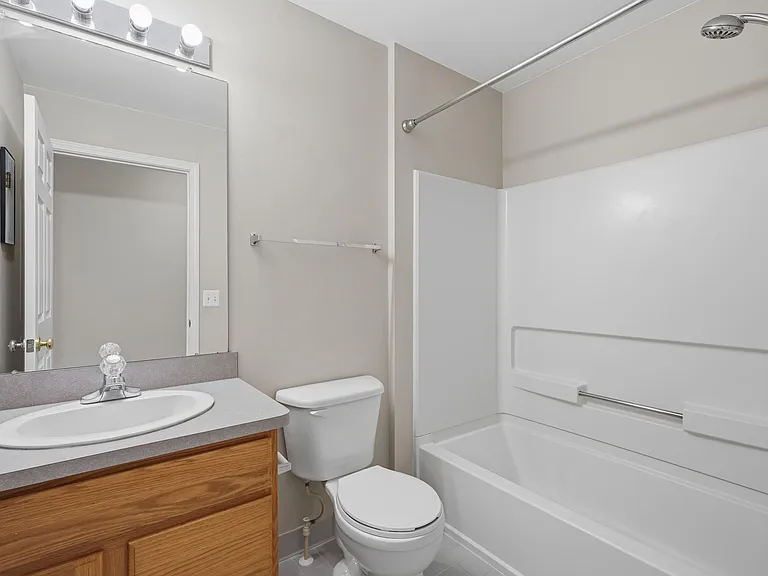 39475 Springwater Dr — Photo 24