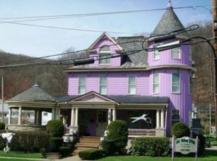 745 Liberty St, Franklin, PA 16323