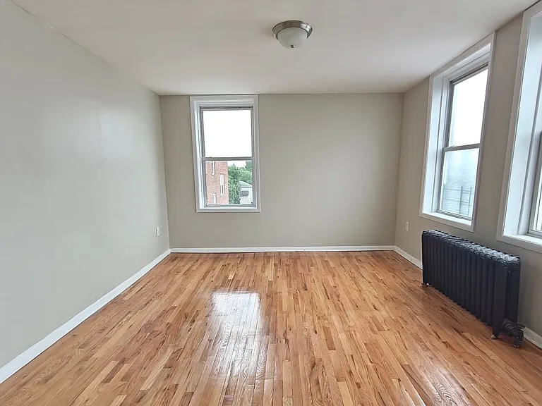 76 N 9th St #141 — Photo 3
