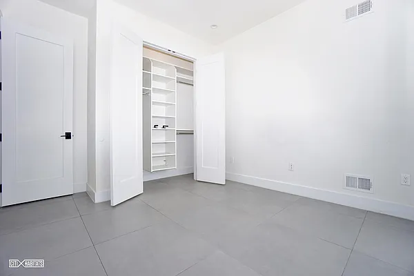 Rented by Citi Habitats | media 5