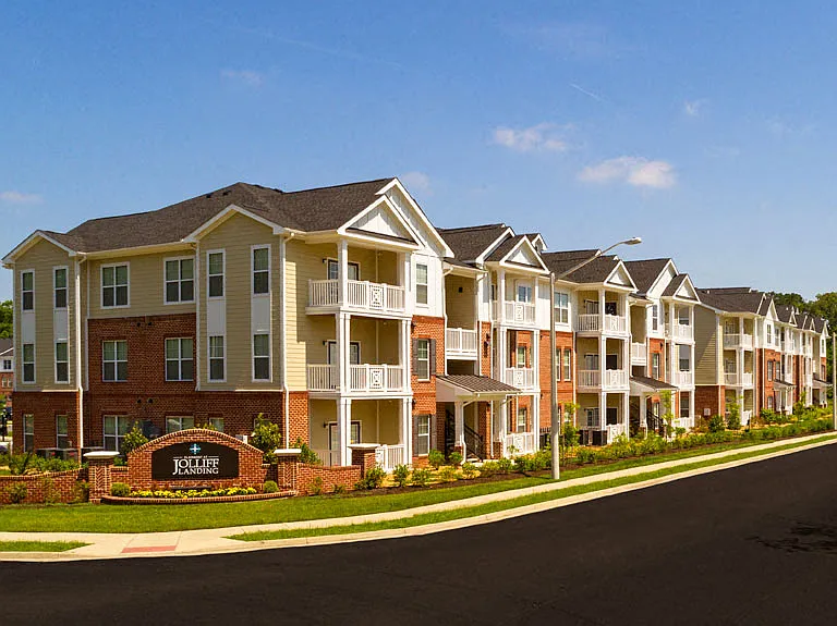 Clairmont at Jolliff Landing — Photo 4