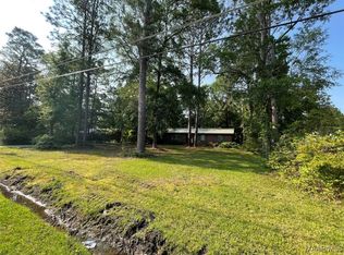 3930 Charmwood Dr, Millbrook, AL 36054