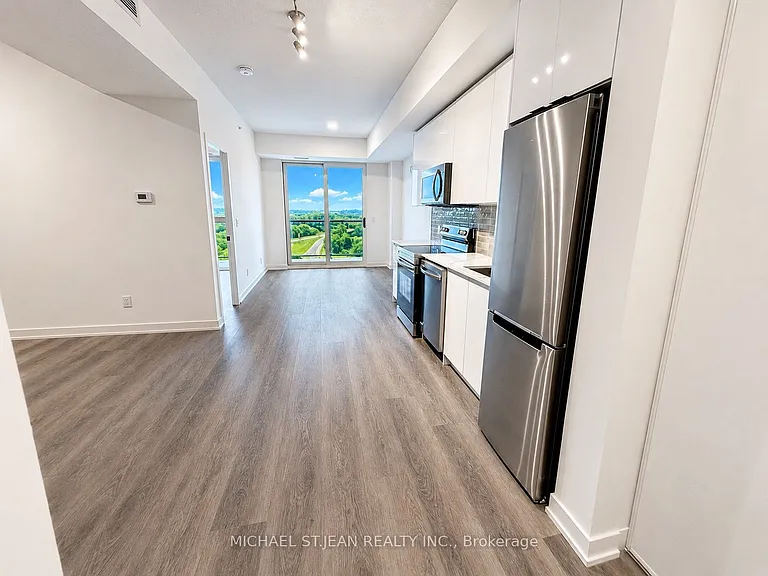 33 Erie Ave #1015 — Photo 14