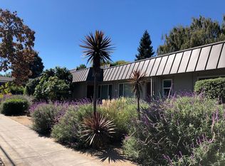 675 Summerfield Rd APT 13, Santa Rosa, CA 95405
