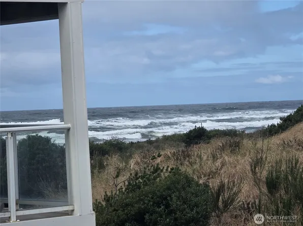 1600 W Ocean Avenue #1021, Westport, WA 98595