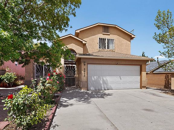 3rd image of 9815 Rancho West Pl SW