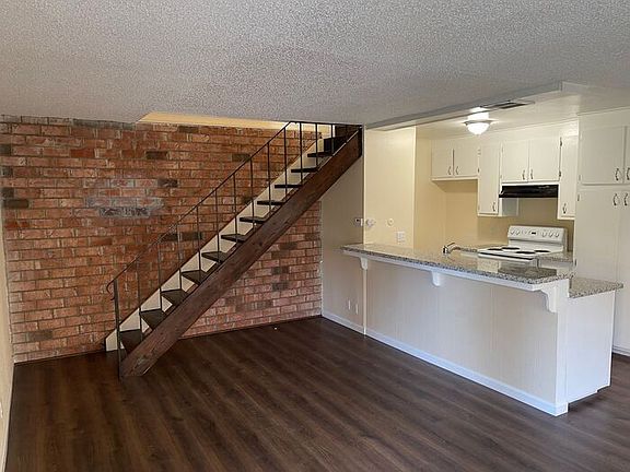 4th image of 1426 Occidental Ave Unit 3