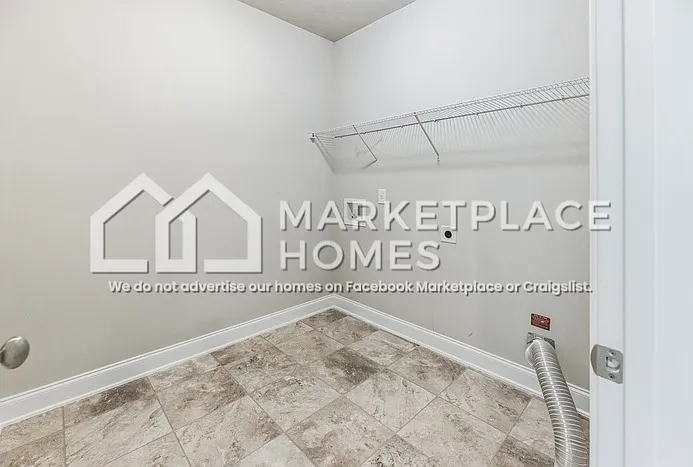 750 Holderness Ct — Photo 25