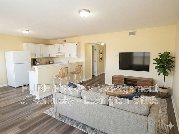 2nd image of 164 Grinder Ct