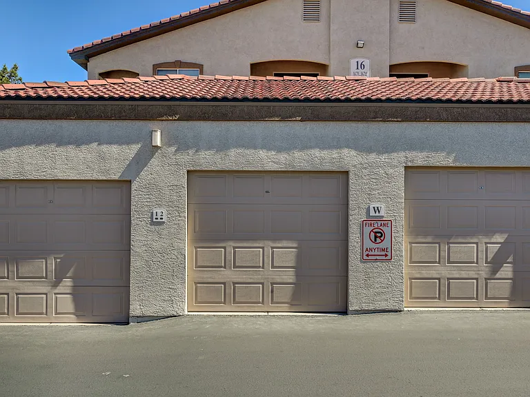 2305 W Horizon Ridge Pkwy #1512 — Photo 35