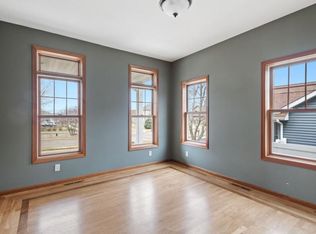 6 Coach Light Dr, Hudson, WI 54016