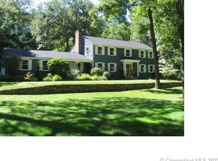 68 N Racebrook Rd, Woodbridge, CT 06525