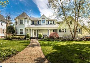 107 Penn St, Riverton, NJ 08077