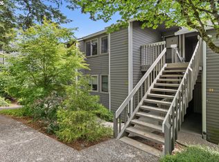 44 Eagle Crest Dr APT 26, Lake Oswego, OR 97035