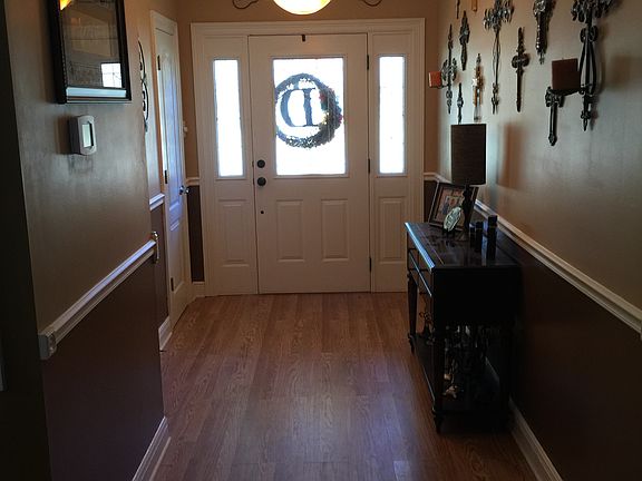 3rd image of 5078 Laura Ln