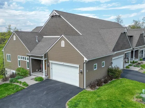 2 Strasser Place, Campbell Hall, NY 10916