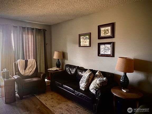 5th image of 304 NW 14th Street NW #104