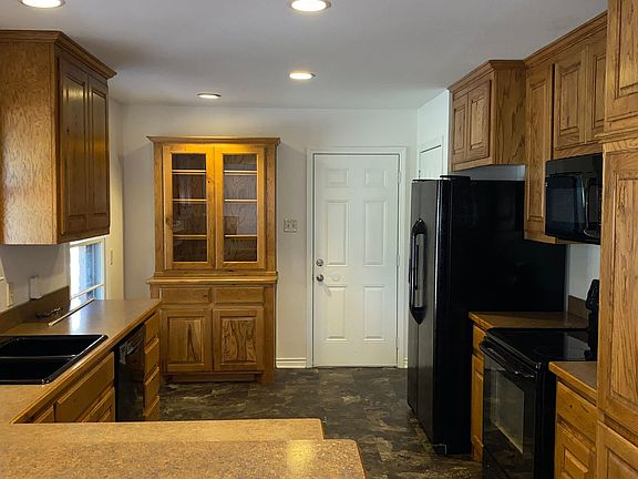 2nd image of 4152 Anita Ave