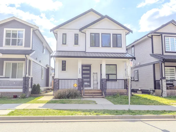 4482 Stephen Leacock Dr, Abbotsford, BC V3G 0H6