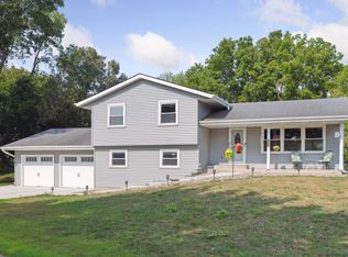 25715 Highview Ave, Farmington, MN 55024