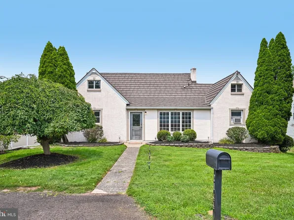 2144 Sunnyside Ave, Pottstown, PA 19464